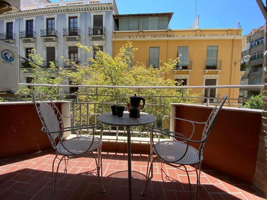 Piso En El Centro De Granada. Parking Opcionalアパートメント エクステリア 写真